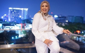Ely Sugigi Pamer Selfie Kece, Reaksi Mengejutkan Dituding Pakai Filter Kamera Jahat Jadi Sorotan