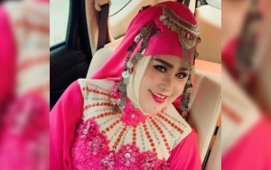 Masih Berseteru, Elvy Sukaesih Masih Tunggu Iktikad Baik Putrinya