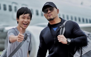 Azka Tampil Beda Pakai Jas Ungu Bling-Bling, Deddy Corbuzier Sampai Bilang Begini