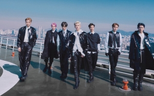 NCT U 'Work It' Tampil Keren dan Seksi di Majalah VOGUE, Member Ini Berani Umbar Bodi
