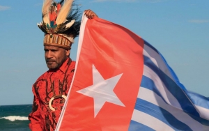 Benny Wenda Klaim Diri Presiden Papua Barat, Terungkap Bertahan Hidup dengan Cara Tak Terduga Ini