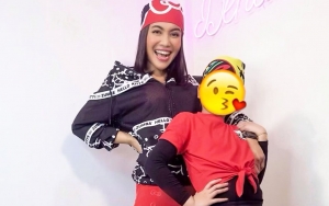 Denada Bagikan Video Lawas Tanpa Stiker Sang Putri Semangat Nyanyi, Banjir Doa Lekas Sembuh