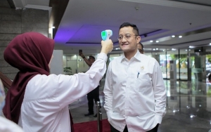 KPK Tetapkan Mensos Juliari Batubara Sebagai Tersangka Korupsi Bansos Covid-19, Diduga Terima Rp17 M