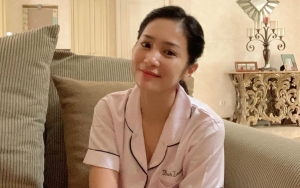 Bunga Zainal Beri Tantangan Ini Pada Netizen Yang Meledek Suaminya Terlihat Tua