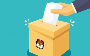 Petugas TPS di Banjarmasin Pakai Kostum Superhero Ajak Warga Tak Golput