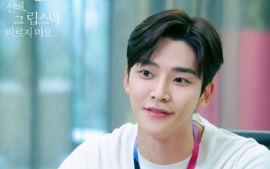 Ceria di Foto Adegan Baru, Akting Rowoon SF9 di 'Sunbae, Don't Put on That Lipstick' Tuai Pujian
