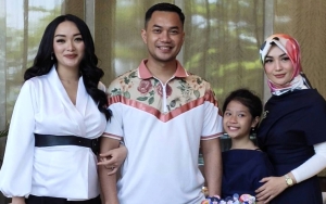 Foto Suami Zaskia Gotik dan Anak Imel Dikritik, Firasat Nyai Kidul Soal Nasib Pernikahan Disorot