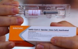 Tiongkok Tak Layani Permintaan Dari Negara   Lain Usai Vaksin Sinovac Tiba di RI