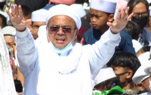 Kini Terancam Dijemput Paksa, Kuasa Hukum Ingatkan Habib Rizieq Masih Masa Pemulihan