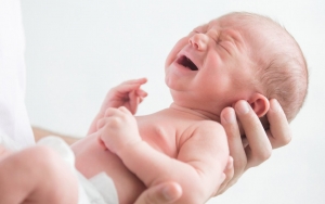 ‘Keajaiban’ Medis! Bayi Tertua Lahir Dari Embrio Yang Dibekukan 28 Tahun