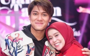 Lesty Bahagia Pamer Cincin di Jari Manis, Bukti Sudah Dilamar Rizky Billar Terkuak?