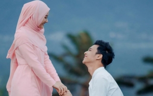 Dinda Hauw Sempat Keluar Darah Segar Saat Hamil Muda, Sikap Tenang Rey Mbayang Bukti Suami Idaman