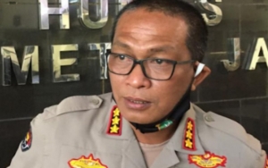 2 Anggota Polisi Tersabet Samurai Kala Bubarkan Massa Aksi 1812 di Jakarta