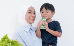 Ayudia Bing Slamet Pamer Foto Tampan Sekala Bareng Teman, Netter Salfok Hingga Ngeri Soal Ini