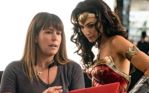 Sutradara Patty Jenkins Hampir Lepas Proyek 'Wonder Woman 1984' Karena Gaji Kurang