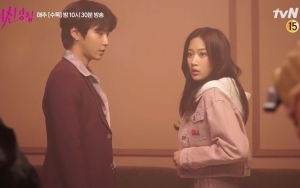 Syuting Adegan Aksi 'True Beauty', Hwang In Yeop Digoda Hendak Pukul Moon Ga Young