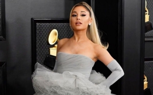 Ariana Grande Beri Hadiah Natal pada Ratusan Pasien Rumah Sakit