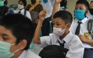 Ramai Desakan Tunda Sekolah Tatap Muka 2021, Ini Alternatif yang Ditawarkan Mendikbud
