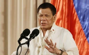 Waduh! Pengawal Duterte Disuntik Vaksin COVID-19 Meski Belum Ada Izin Edar