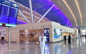 Varian Baru Covid-19 Makin Mengkhawatirkan, Arab Saudi Perpanjang Larangan Masuk