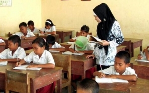 BKN Tegaskan Guru yang Sudah PNS Tak Akan Dialihkan Jadi PPPK