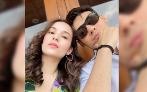 Rob Clinton Kabarkan Negatif Covid-19, Tegas Peringatkan Ini Saat Posting Foto Bareng Chelsea Islan