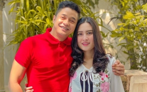 Istri Adly Fairuz Beber Proses Persalinan Caesar, Ternyata Ini Alasan Lahiran Tepat Tahun Baru