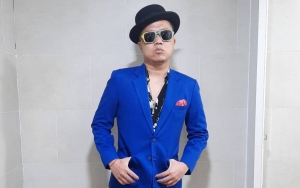 Sandhy Sondoro Dikabarkan Sudah Menikah Gara-Gara Postingan Bareng Cewek Bule, Manajer Buka Suara