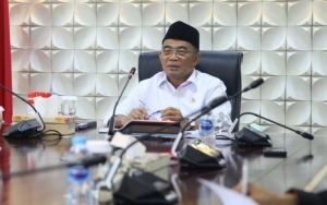 Menko PMK Imbau Masyarakat Laporkan Kecurangan Jika Terjadi Kasus Pemotongan Dana Bansos