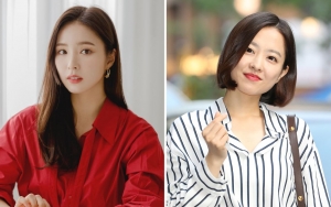 Shin Se Kyung Pamerkan Hadiah Kiriman Park Bo Young di Lokasi Syuting Drama Terbaru