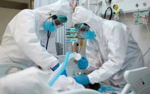 Corona 'Mengganas', Peringatan! Ruang ICU Terisi 100 Persen Di RS Jabodetabek