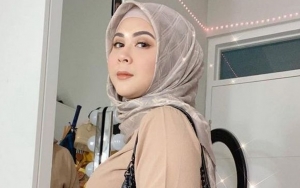Urus Berkas Pernikahan, Kesha Ratuliu Soroti Penampilannya: Kayak Mau ke Bulan
