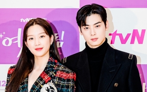 Reaksi Cha Eunwoo Saat Moon Ga Young Nahan Pipis di 'True Beauty' Jadi Sorotan