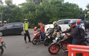 PPKM Jawa-Bali Diharapkan Bisa Kendalikan COVID-19, Ternyata Malah Lebih Longgar Daripada PSBB?