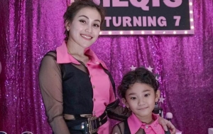 Ayu Ting Ting Ungkap Cerita Kelahiran 'Rahasia' Bilqis, Kenakan Cadar Saat Operasi Caesar