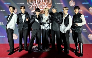 BTS Saling Tukar Pesan Tahun Baru, Suga Uwu Banget Ogah Lihat Mata J-Hope