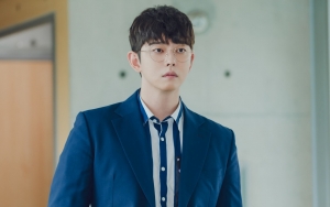 Yoon Kyun Sang Curhat Kisah Menyedihkan Dirinya Mulai Pelihara Kucing