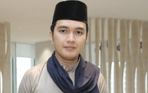 Geger Aldi Taher Ngaku Sebagai Ustaz, Aksi Makan Mi Ayam Tanpa Baca Doa Langsung Tuai Cibiran