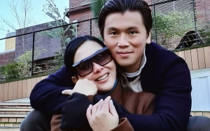 Syahrini Kegirangan Dinner Ditemani Geisha, Ternyata Dapat Perlakuan Begini