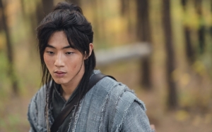 Ji Soo Tampil Ala Rakyat Jelata, 'River Where the Moon Rises' Puji Kemampuan Akting