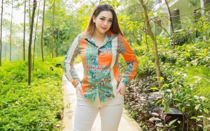 Celine Evangelista Rajin Pamer Foto Seksi Malah Disentil Caper ke Stefan William