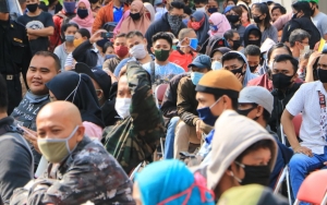 Pemerintah Bahas Karantina Wilayah Terbatas Usai Kasus Corona RI Tembus 1 Juta