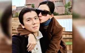 Gendong Syahrini Yang Bobotnya Naik 10 Kg, Ekspresi Reino Jadi Sorotan