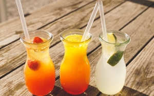 Tak Hanya Rusak Lingkungan, Ketahui Juga 7 Bahaya Minum dengan Sedotan Plastik Bagi Kesehatan