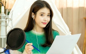 Biasa Imut, IU Tampil Beda dan Lebih Berani di Postingan Baru