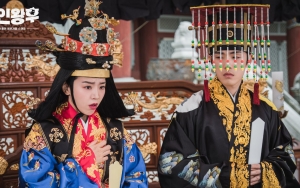Shin Hye Sun Hamil Anak Kim Jung Hyun, Rating 'Mr. Queen' Pecah Rekor