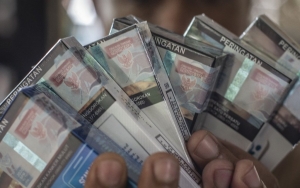 Perhatian! Cukai Rokok Resmi Naik Mulai Hari Ini