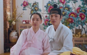 Beda dari 'Mr. Queen', Begini Sikap Shin Hye Sun dan Kim Jung Hyun Saat Syuting Adegan Emosional