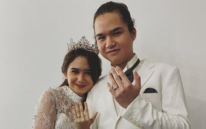 Ini Komentar Ibunda Tissa Biani Soal Foto Putrinya dan Dul Jaelani Pamer Cincin