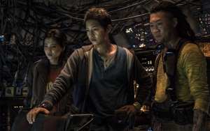 'Space Sweepers' Song Joong Ki Dikritik Memaksakan Melodrama, Begini Respon Sutradara